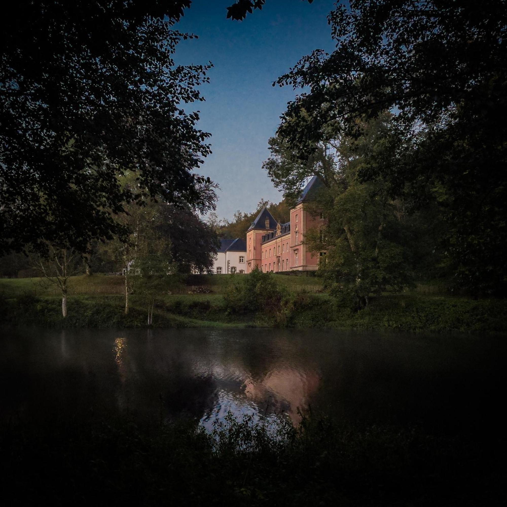 Chateau Du Pont D'Oye Habay-la-Neuve Exterior photo
